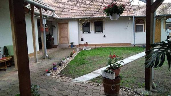 Guesthouse Kohári Egerszalók Exterior foto